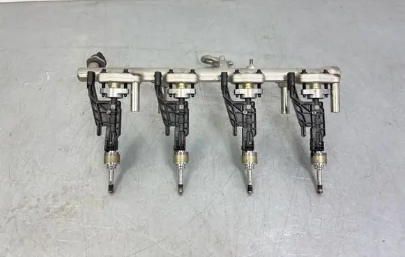 BMW 3 G20 G21 Fuel injectors set 8656548 8665633 0261500437