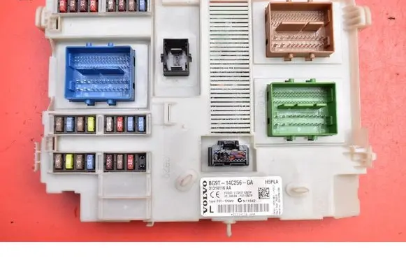 Fuse box set