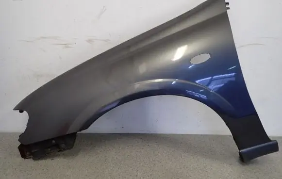 Nissan Almera N16 Fender 