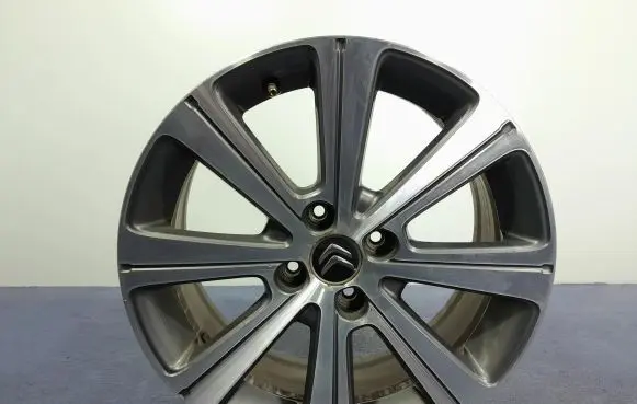 Citroen C4 II R18 alloy rim 9673707777