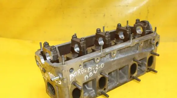 Volkswagen Golf IV Engine head 06A103373AF