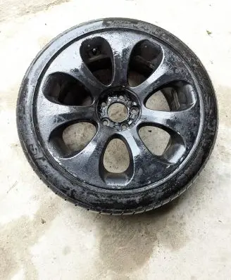 R19 alloy rim