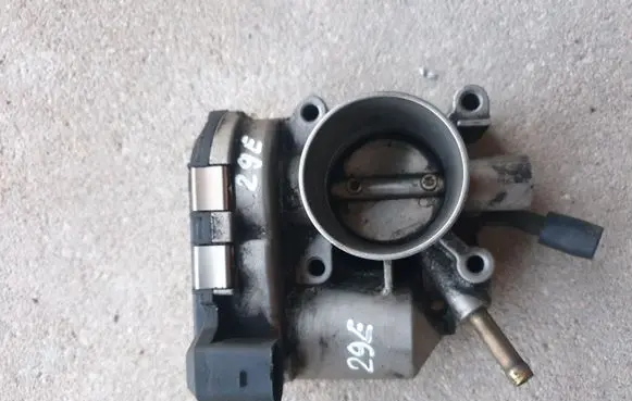 Seat Ibiza II (6k) Throttle valve 030133062 0280750095