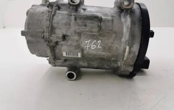 Toyota RAV 4 (XA50) Air conditioning (A/C) compressor (pump) ESB27C 0424001100