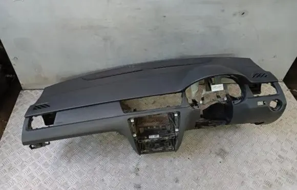 Seat Toledo IV (NH) Dashboard