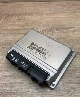 Audi A6 S6 C5 4B Engine control unit/module ECU 4D0907551R 0261204690