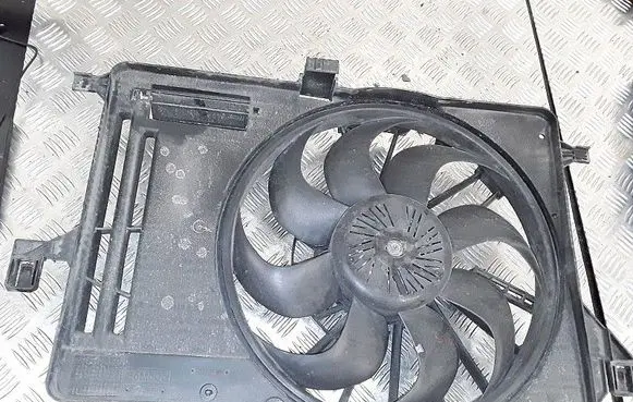 Ford C-MAX II Electric radiator cooling fan 8240588