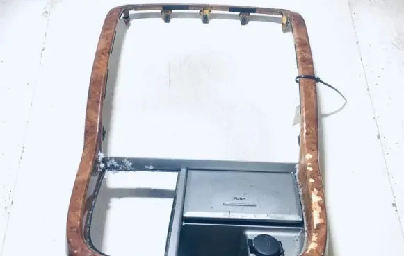 KIA Carnival Car ashtray