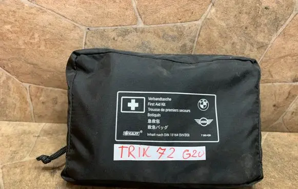 BMW 3 G20 G21 First aid kit 723439