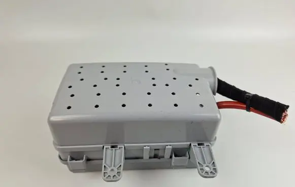 Alfa Romeo Stelvio Fuse module 309714838 OP4889