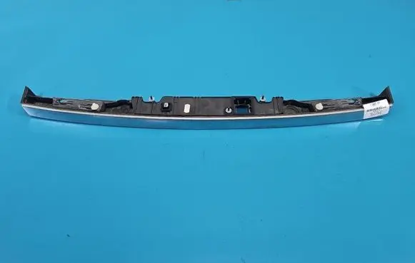 BMW 7 F01 F02 F03 F04 Trunk door license plate light bar 7200035 IMPRK1597160