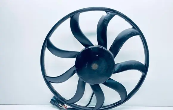 Volkswagen Touareg II Fan impeller 7P0121203H