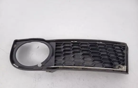 BMW 1 E82 E88 Front fog light trim/grill 8054485