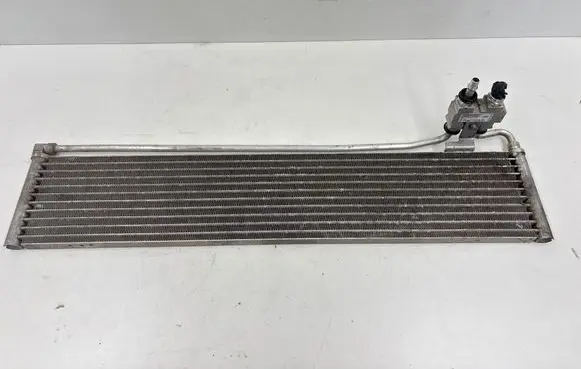 Mercedes-Benz CLS C218 X218 Transmission/gearbox oil cooler A0995000400 A0008611065