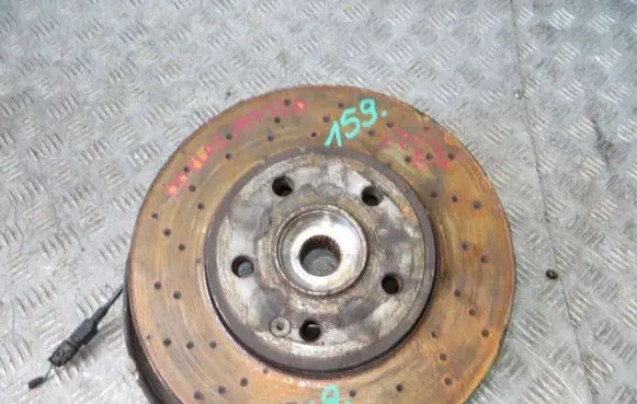 Mercedes-Benz CLA C117 X117 W117 Front wheel hub spindle knuckle
