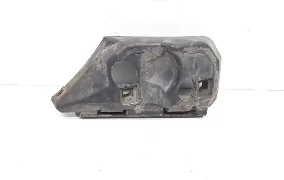 Volvo V50 Front bumper mounting bracket 30655875