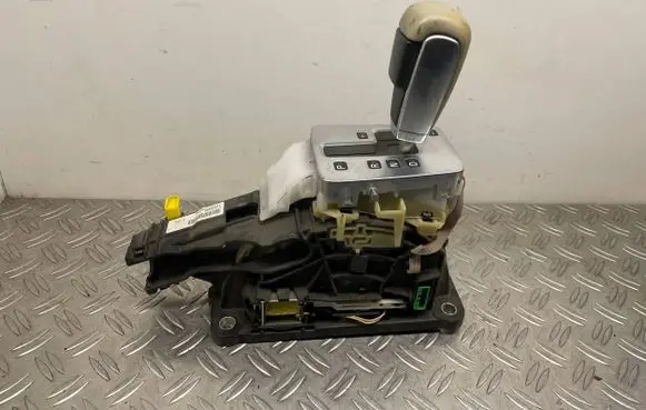 Volvo S80 Gear shifter/selector 31259559