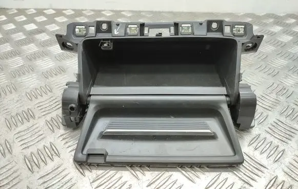 Peugeot 2008 II Dashboard storage box/compartment 