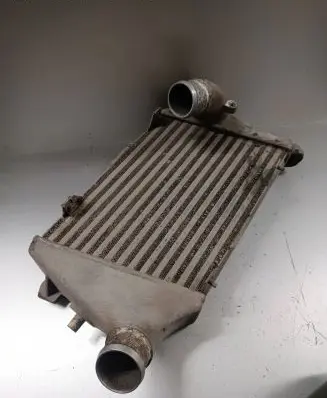 Audi A8 S8 D3 4E Intercooler radiator 4E0145806F