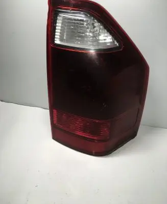 Mitsubishi Pajero Rear/tail lights P3157R