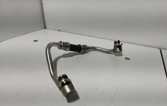 BMW 5 E60 E61 Coolant pipe/hose 7558901