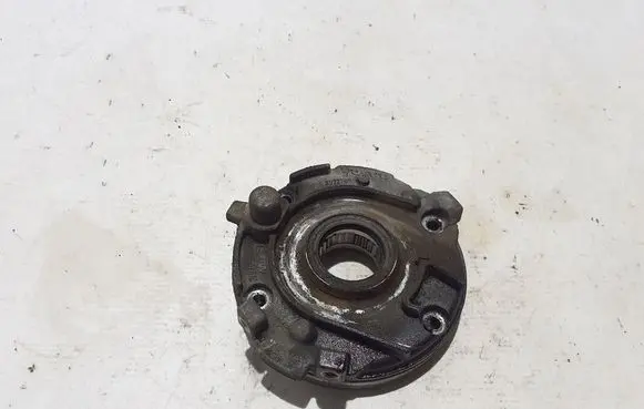 Volvo XC60 Oil pump 30777092
