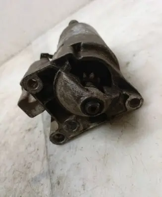 Renault Scenic I Starter motor 1005821756