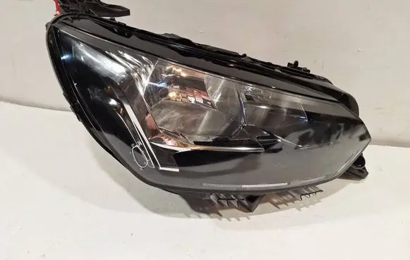 Peugeot 208 Headlight/headlamp 9823193880