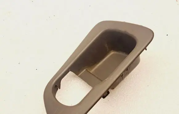 Nissan Qashqai Rear door handle trim 82682JD00A