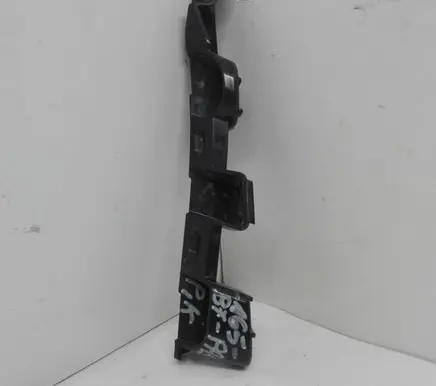 Volkswagen PASSAT B7 Front bumper mounting bracket 3AA807183