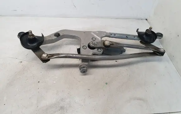 Toyota Auris E180 Front wiper linkage and motor 8511002340 1593003562