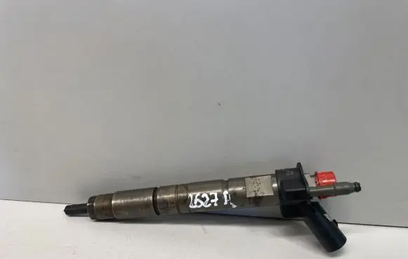 BMW X5 E70 Fuel injector 780542803 0445116024