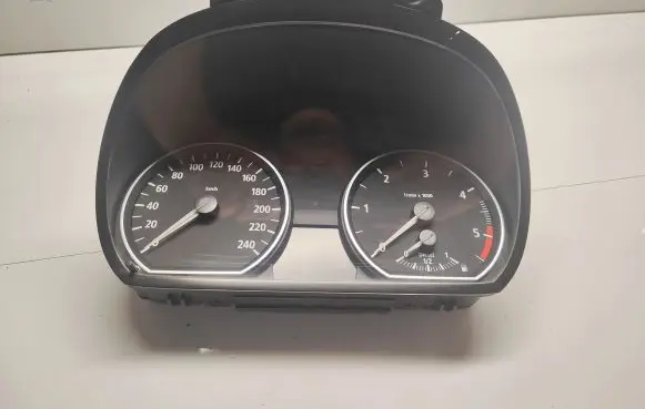 BMW 1 E81 E87 Speedometer (instrument cluster) 102495246 911019502