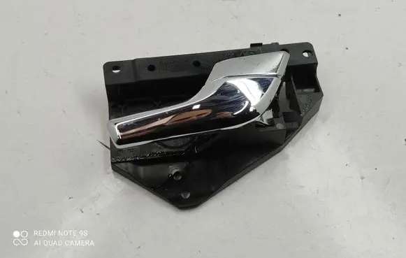 Jaguar XF X250 Front door interior handle 8X2322600