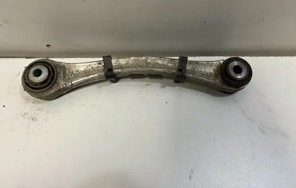 BMW M3 e92 Rear upper control arm/wishbone 2283545