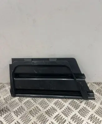 Volkswagen Tiguan Other interior part 5QS907318A