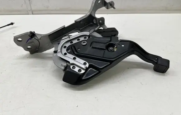 Nissan Leaf II (ZE1) Handbrake/parking brake lever assembly