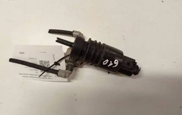 Opel Insignia A Windscreen/windshield washer pump 13250357 3240117