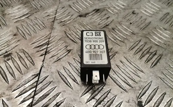 Audi A6 S6 C5 4B Other relay 4b0907307