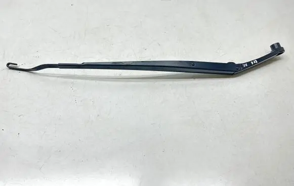 KIA EV6 Front wiper blade arm SG2PR