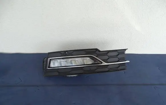 Skoda Octavia Mk4 Front fog light 5E3941700 5E3807682C