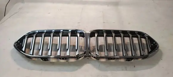 BMW 2 F44 Front grill 5A39375 5A39372 A39376