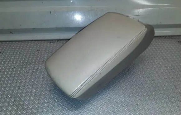 Audi A6 S6 C6 4F Armrest 