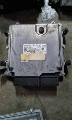 Mercedes-Benz S W222 Engine control unit/module A6429007401