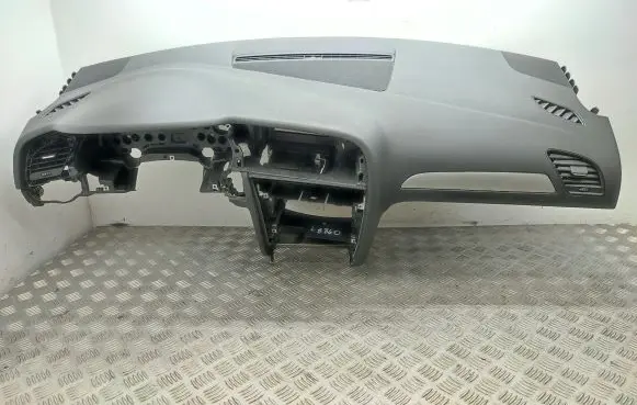 Audi A4 S4 B8 8K Dashboard