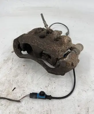 Mercedes-Benz Sprinter W906 Front brake caliper A9065400334