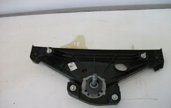 Renault Clio V Rear door window regulator with motor 827218155R