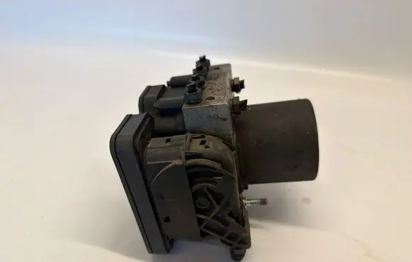Mercedes-Benz Vito Viano W447 ABS Pump A4479003902 A4479008709 A4479006316