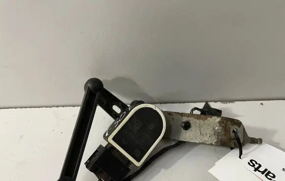 Rear air suspension level height sensor