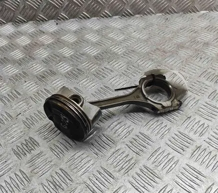Lexus UX Piston 1320129835A0 1310124050